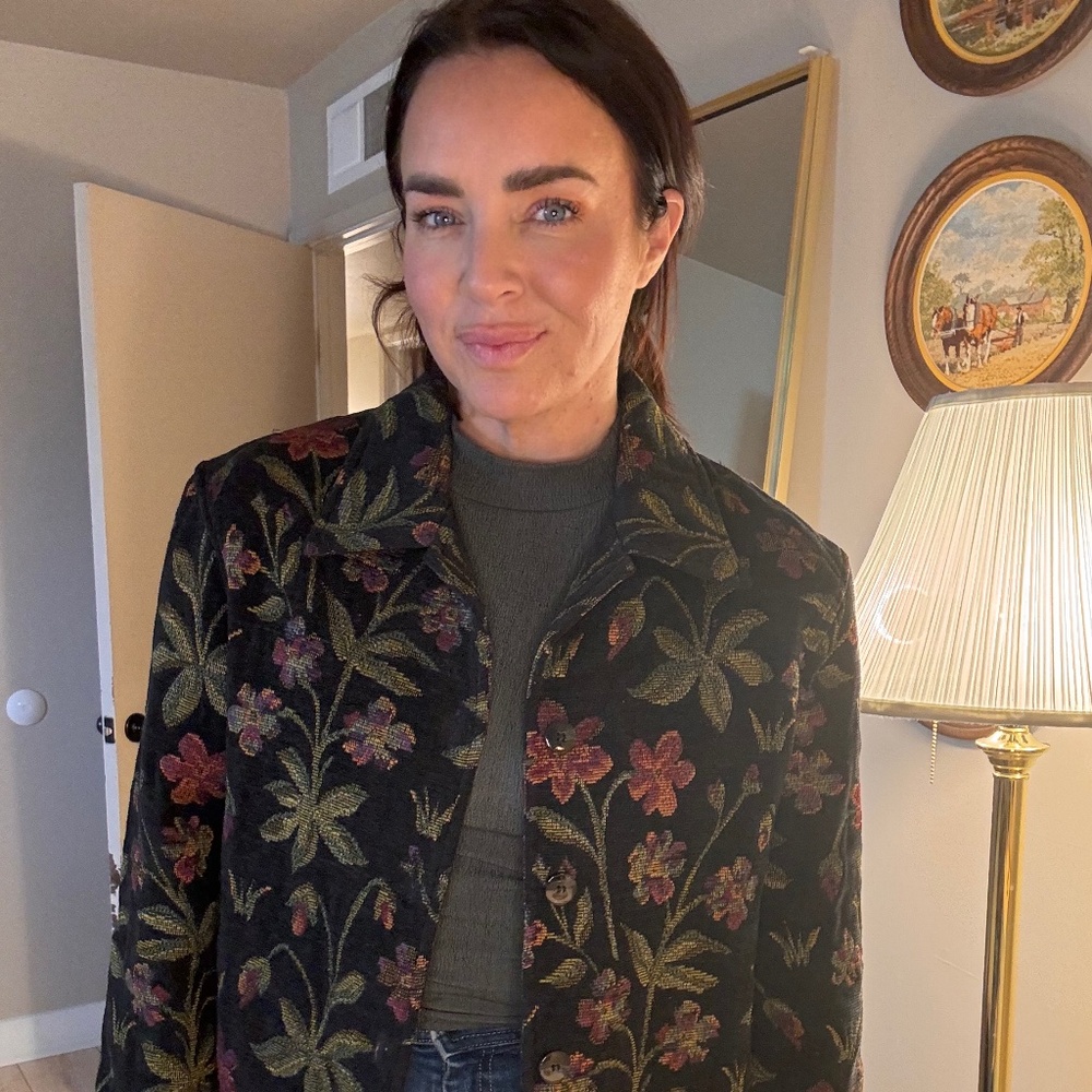 Meet your Posher, Jade